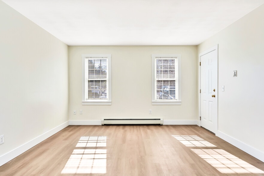 Building Photo - Heritage Green Apartments