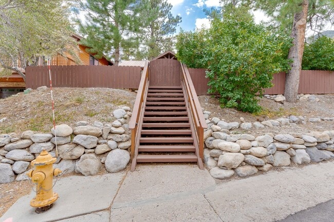Building Photo - Peaceful Mountain Retreat with Stunning Views in Mount Charleston!