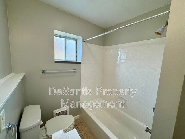 Building Photo - 227 5th Ave