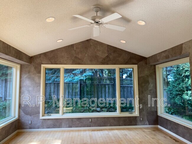 Building Photo - 4626 Linnea Ln
