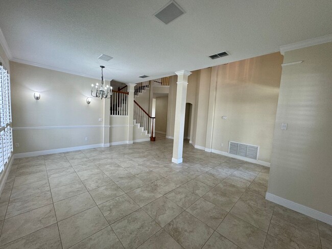 Building Photo - Spacious 4-Bedroom Home with Private Pool ...