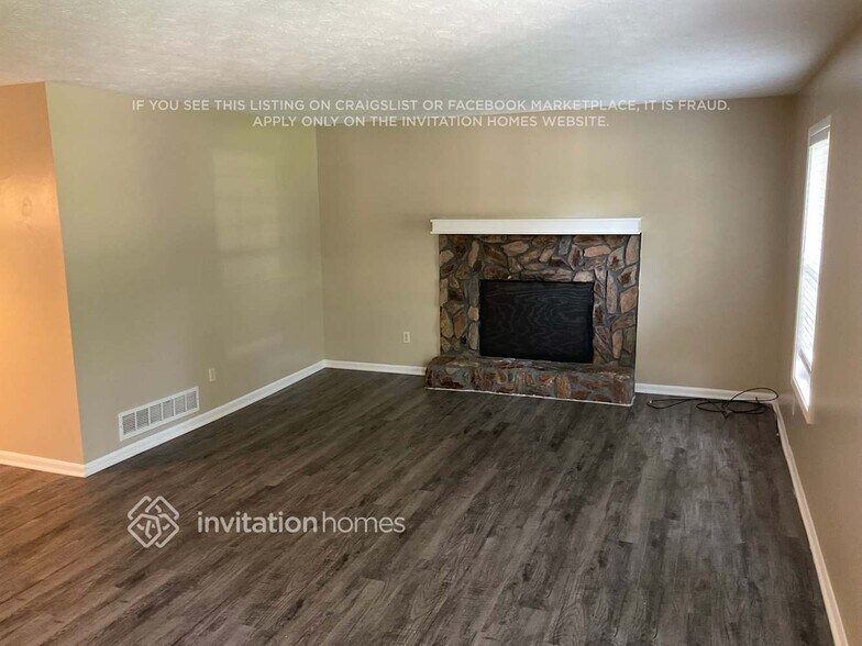 Building Photo - 4032 Cindy Dr