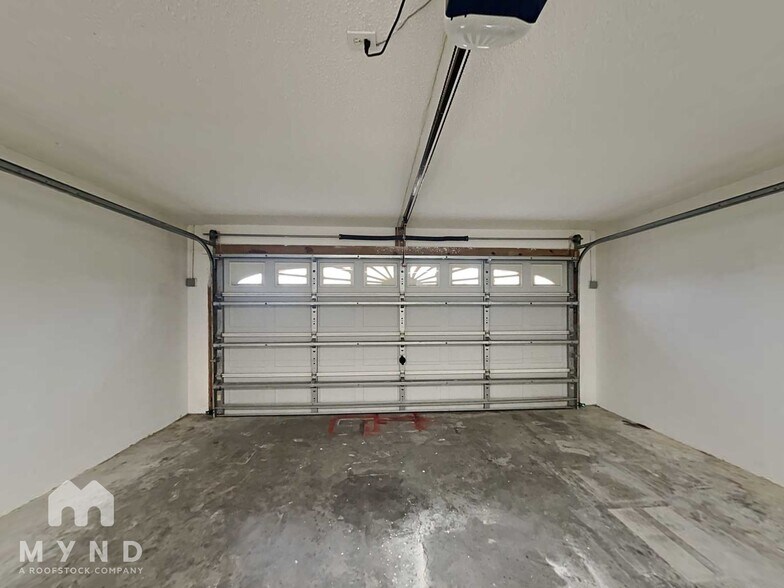 Building Photo - 3291 Rocky Ave