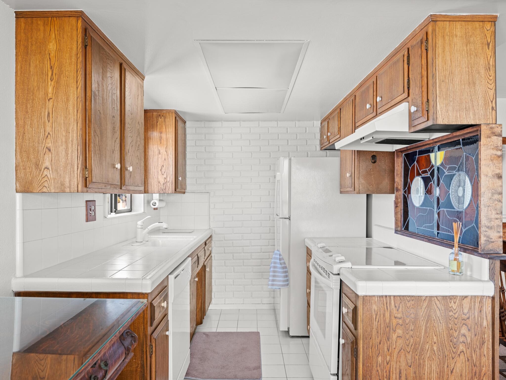 Building Photo - 112 38th St