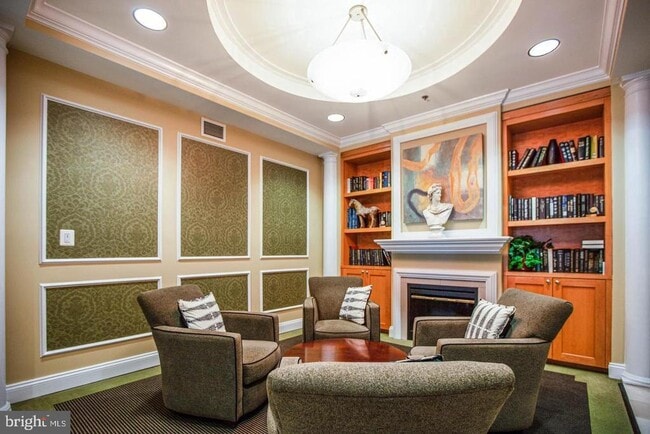 Building Photo - 485 Harbor Side St