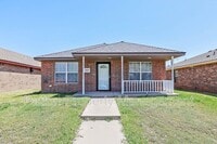 Building Photo - 1923 S Fairfield St