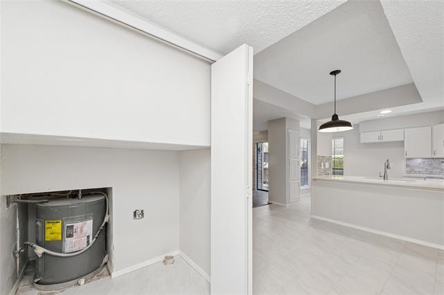 Building Photo - 333 Melrose Dr