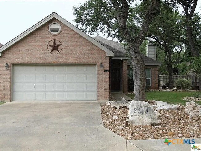 Primary Photo - 2614 Fairwood Dr