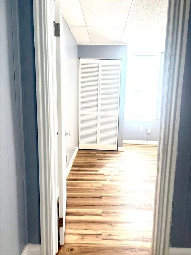Building Photo - 1 bed 1 bath