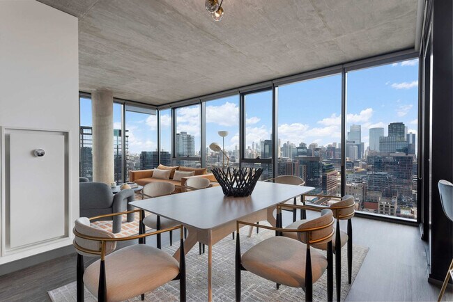 Building Photo - 1314 W Randolph St