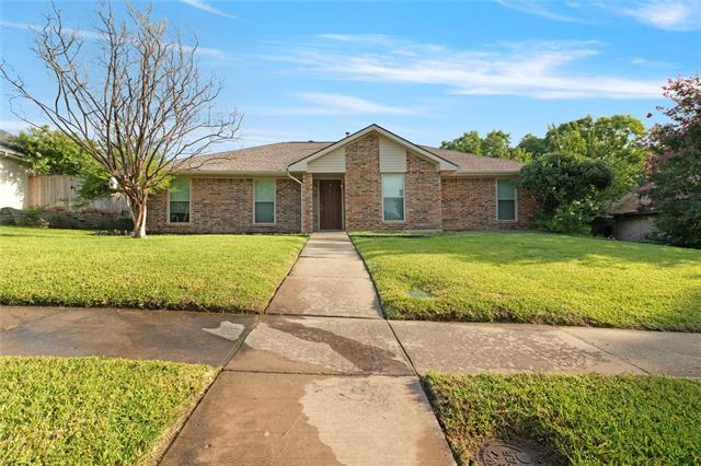 Primary Photo - 1610 St James Dr