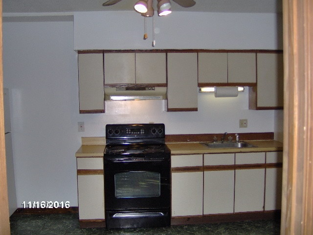 Kitchen - 22 Barnum Ct