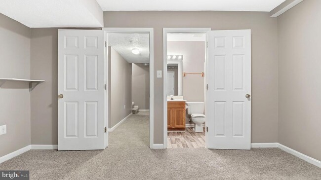 Building Photo - 14101 Kathleen Ln