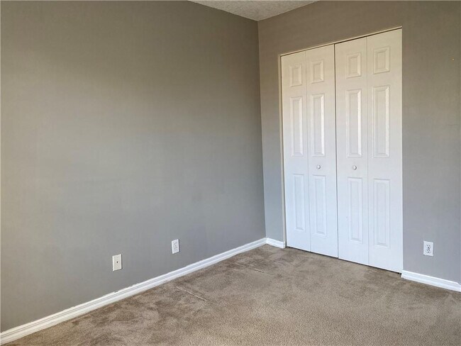 Building Photo - 8549 W Southgate Shores Cir