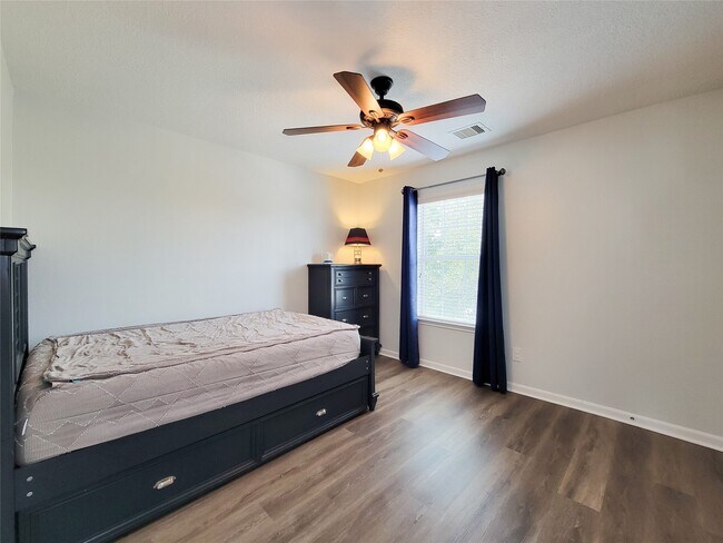 Building Photo - 7726 Sagemark Ridge Dr