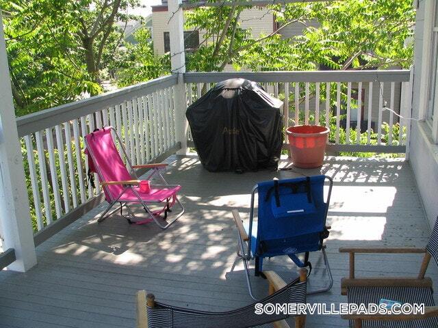 Building Photo - 378 Washington St