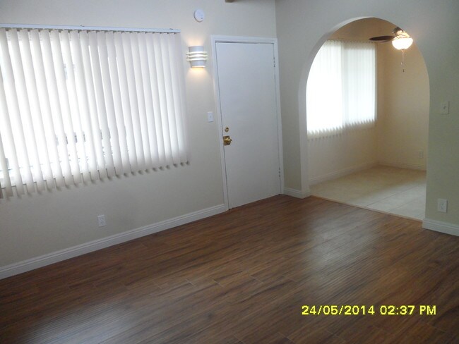 Building Photo - key3538