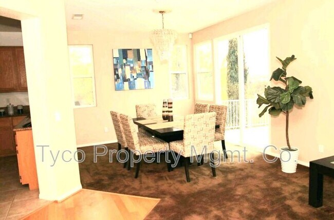Building Photo - 2021 Pleasant Waters Ct
