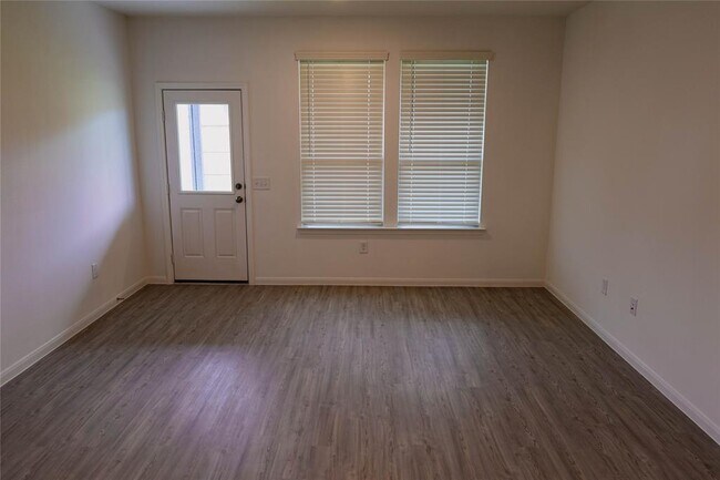Building Photo - 14984 Rustic Moon Rd