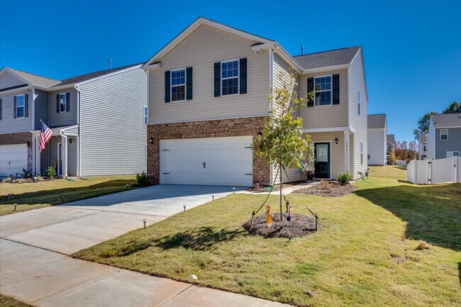 Building Photo - 587 King Clover Ln