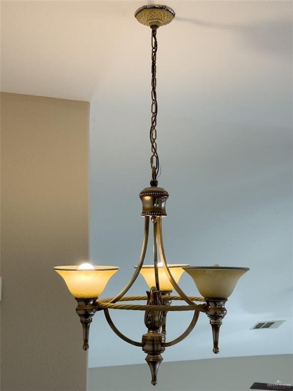 Building Photo - 37 San Sebastian St