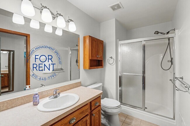 Building Photo - 3175 Rotterdam Dr