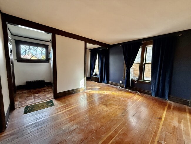 Building Photo - 1228 Bryan Ave