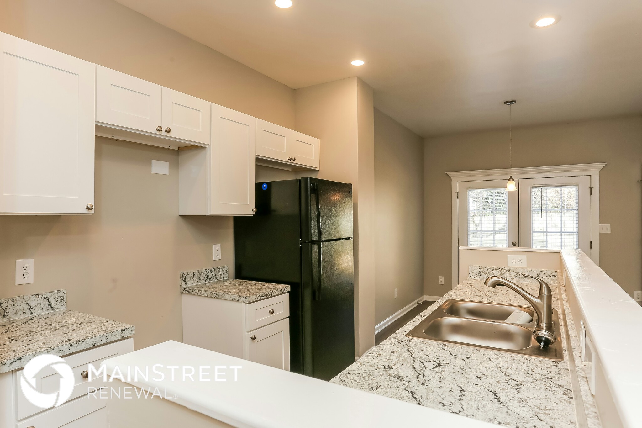 Building Photo - 1011 Parsons St SW