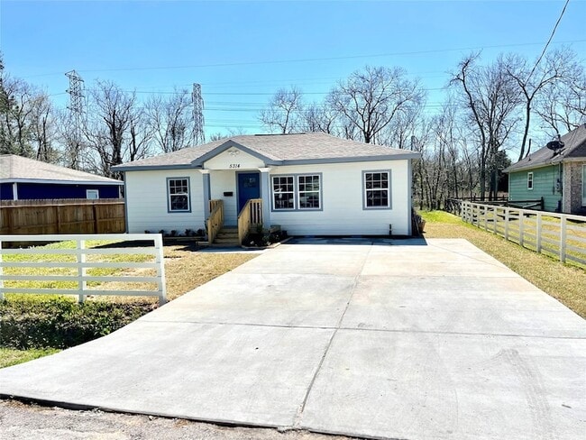 Building Photo - 5314 Wenda St