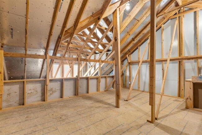 Building Photo - 1725 Rolling Heights Ln