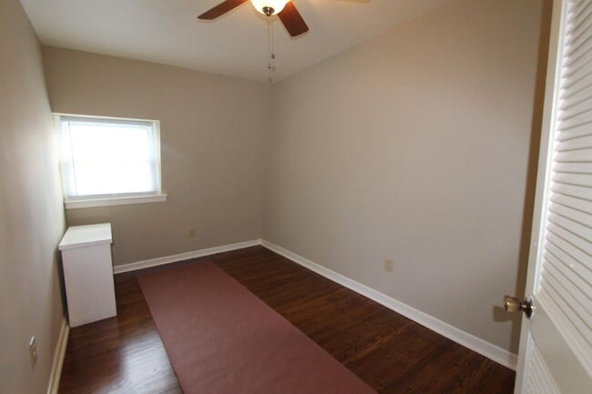 Building Photo - 346 Meehan Ave