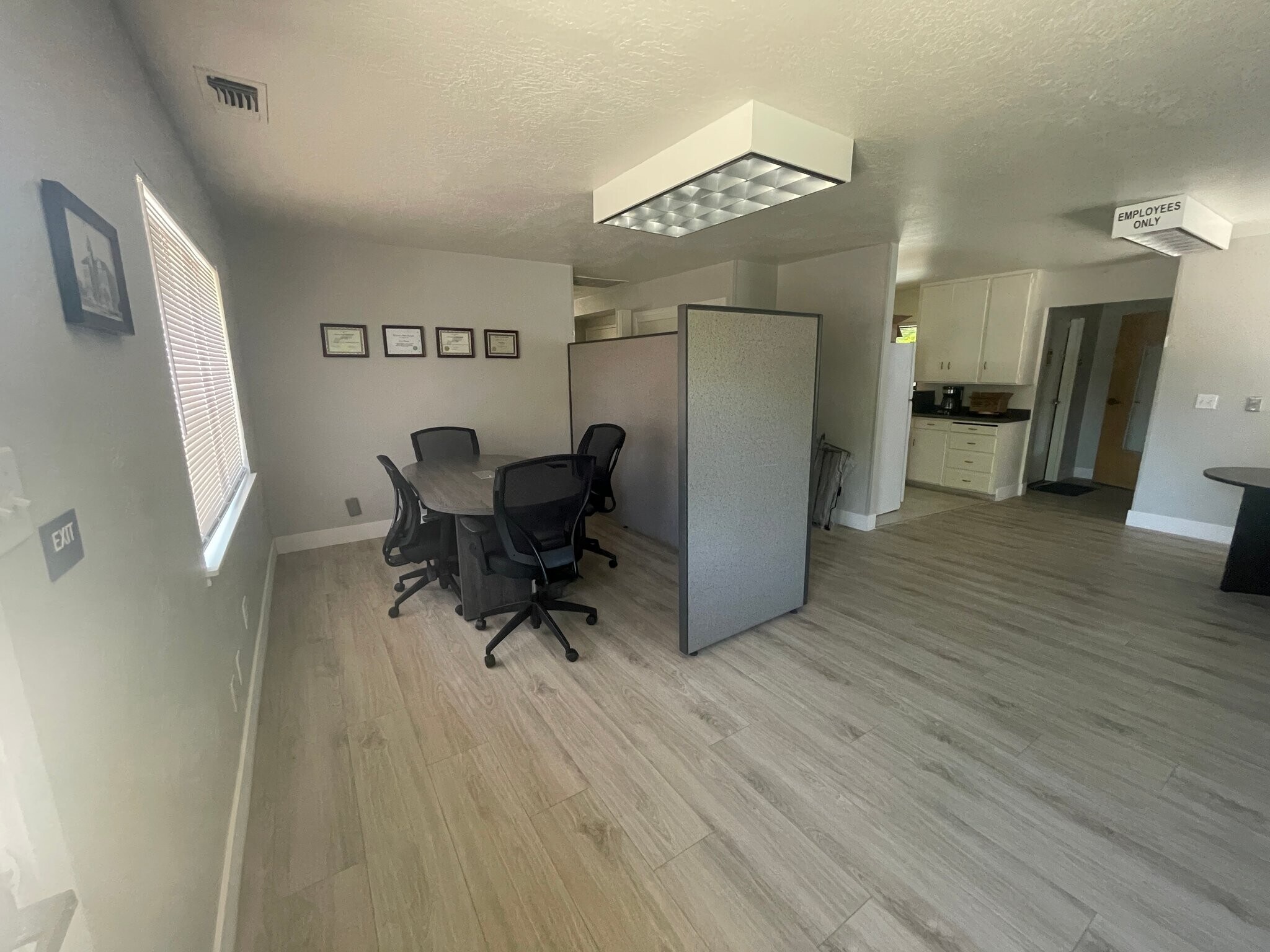 Building Photo - 590 McBean Park Dr