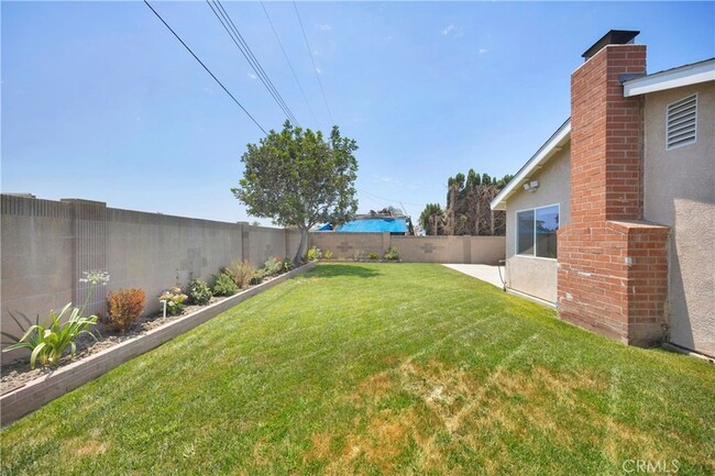 Building Photo - 4382 Marion Ave
