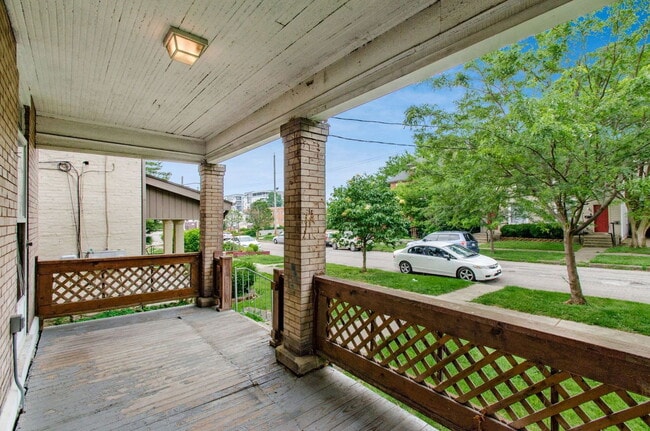 Building Photo - 49 Euclid Ave