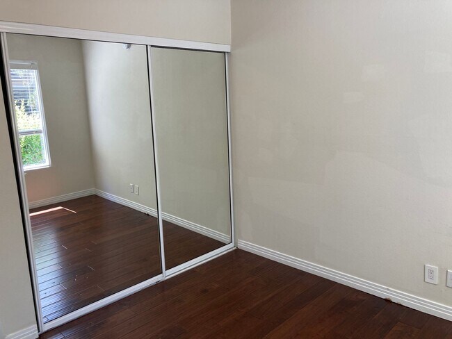 Building Photo - $3,295! Charming 2-Bed, 2-Bath Corner Unit in Gated Culver City Community!