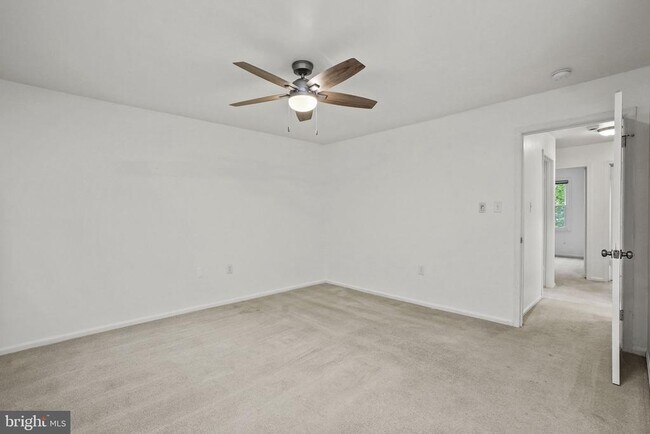 Building Photo - 9086 Brook Ford Rd