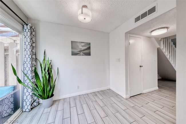 Building Photo - 4770 S Topaz St