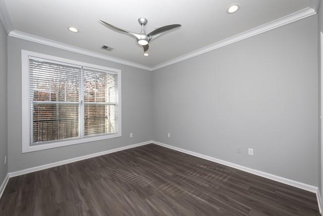 Building Photo - 637 Charles Pond Dr