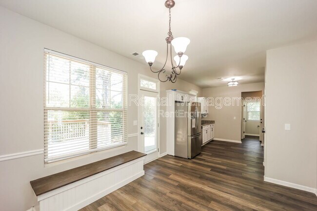 Building Photo - 116 Slate Dr