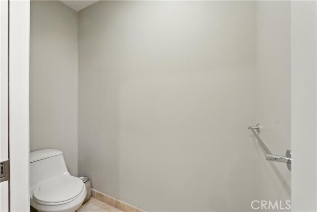 Building Photo - 403 Caruso Ave