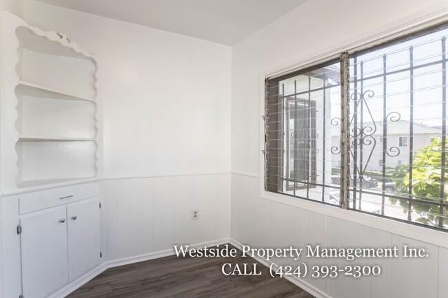 Building Photo - 4331 Price St