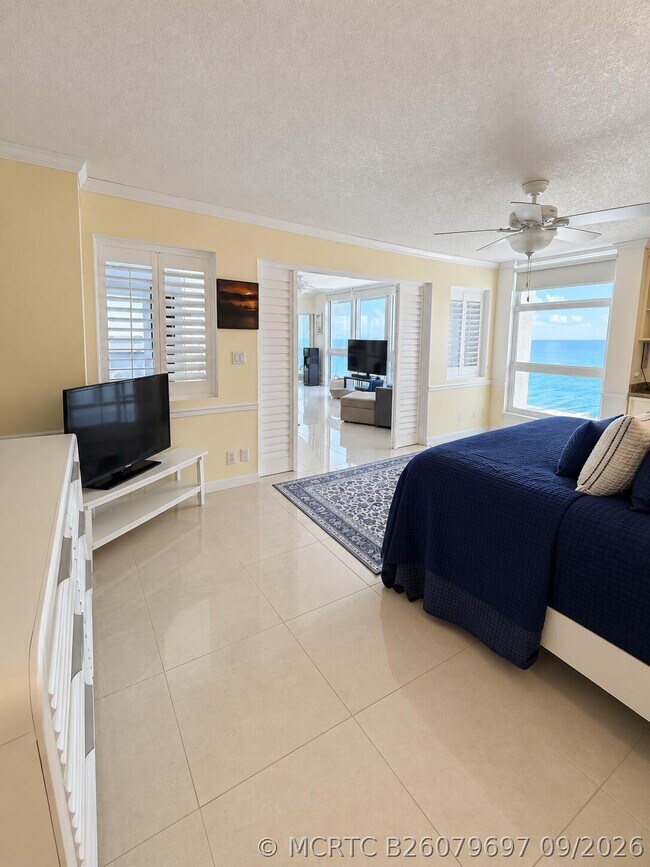 Building Photo - 1360 S Ocean Blvd