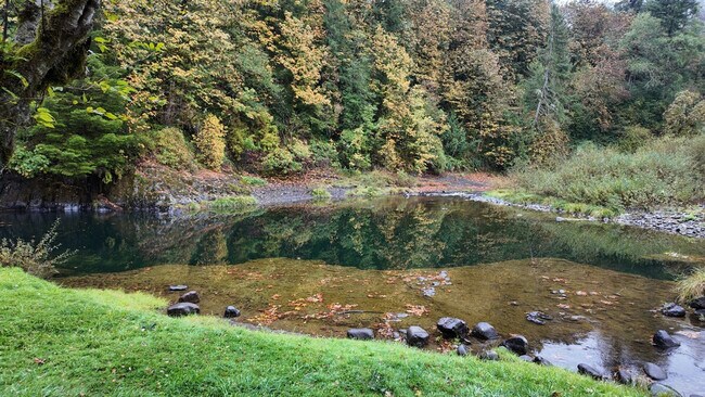 Building Photo - 11582 Washougal River Rd