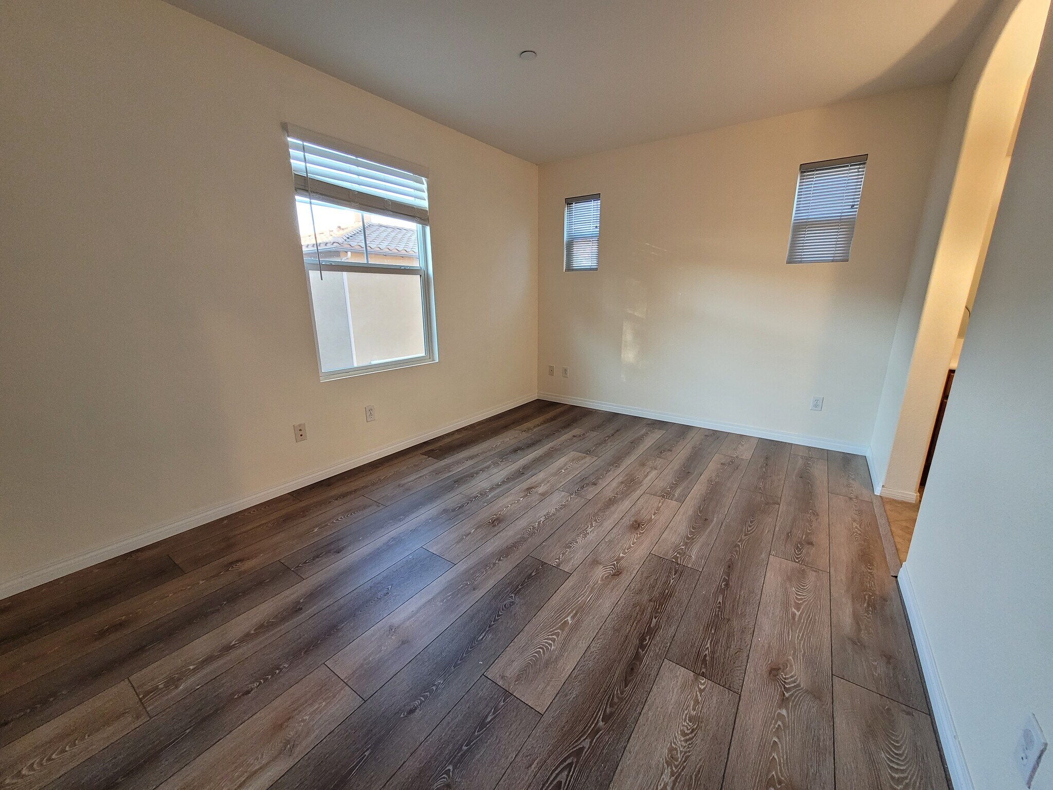 Building Photo - 1485 Mosaic Gln