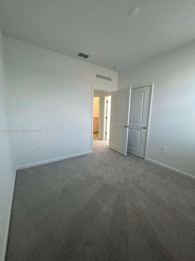 Building Photo - 5984 Zen Wy