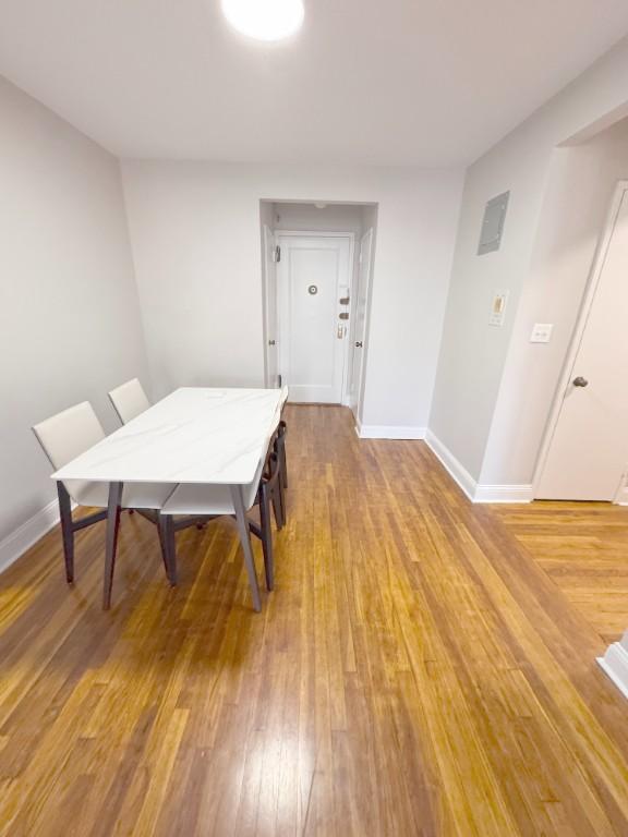 Building Photo - 2 bedroom in ELMHURST NY 11373