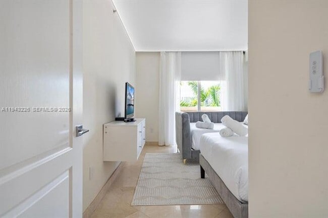 Building Photo - 17555 Atlantic Blvd