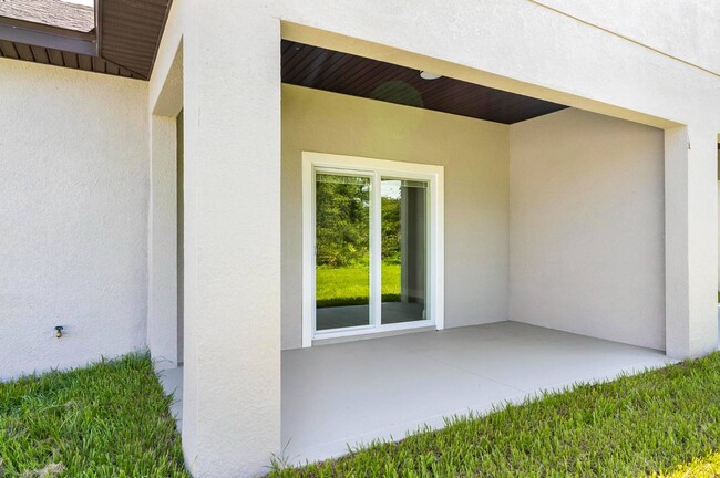 Building Photo - 37 Louisville Dr