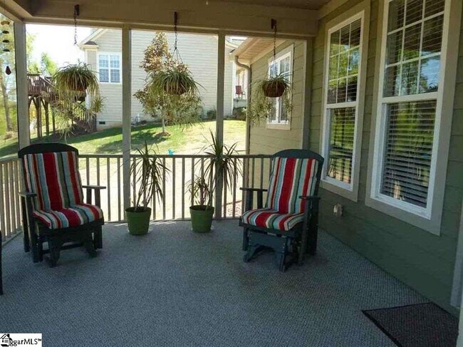 Building Photo - 118 Elevation Ct