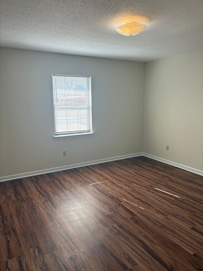 Building Photo - 5101A N. Moore Lane